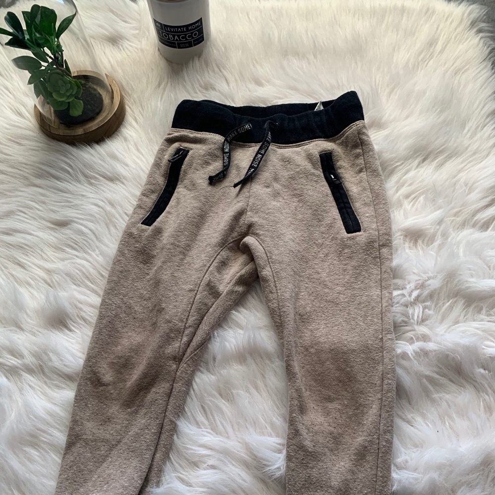 Boy’s H&M joggers